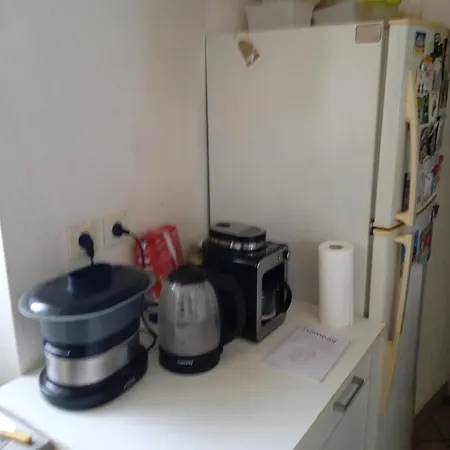 Dans Monastere * Clermont-lʼHérault